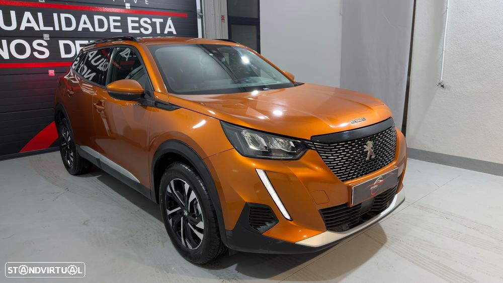 Peugeot 2008 1.2 PureTech Allure EAT8 - 5