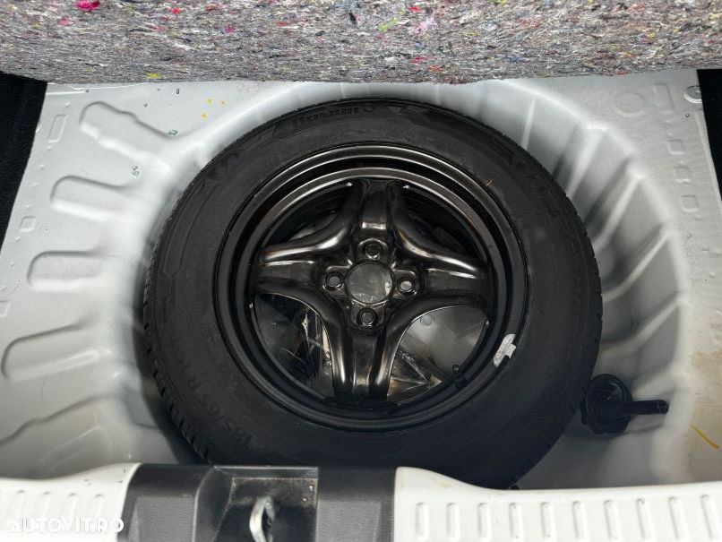 Dacia Sandero TCe 90 MT5 Expression - 21