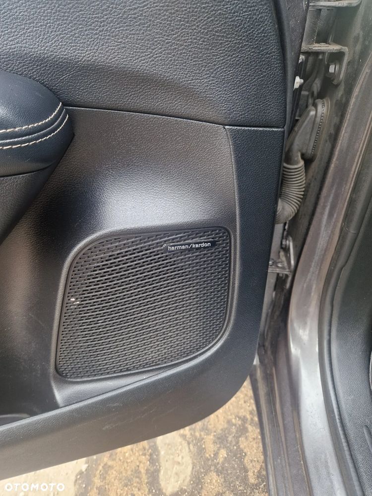 Chrysler Pacifica - 15