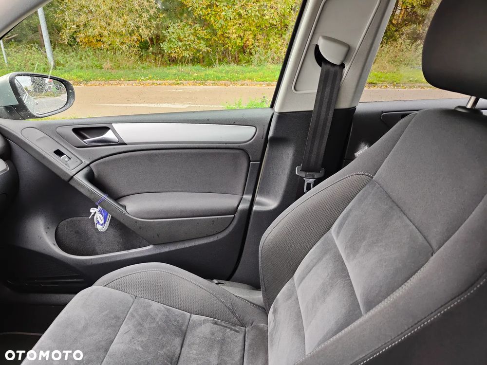 Volkswagen Golf 1.4 TSI Highline DSG - 4