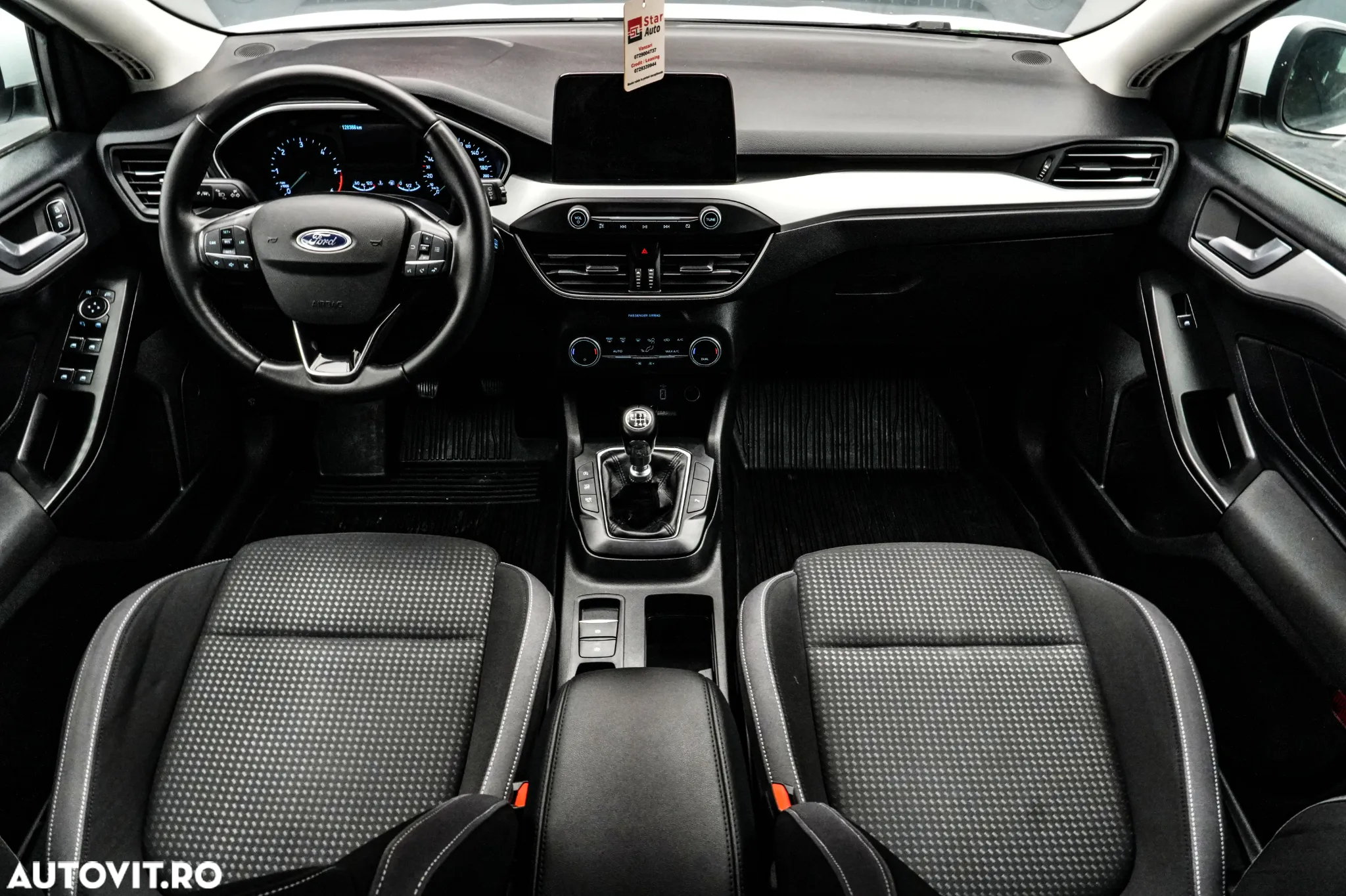 Ford Focus 1.5 EcoBlue Titanium Business - 8