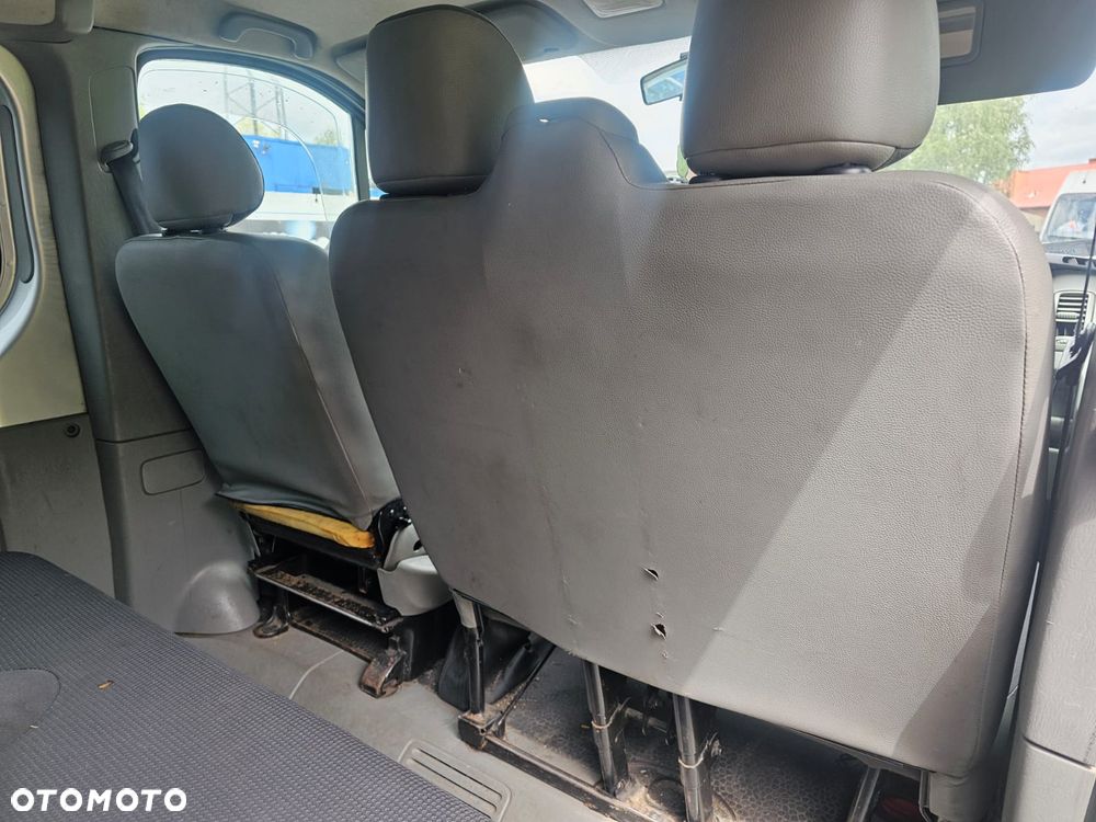 Opel Vivaro L2H1 2.9t - 23