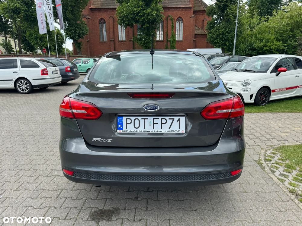 Ford Focus 1.6 SYNC Edition - 6