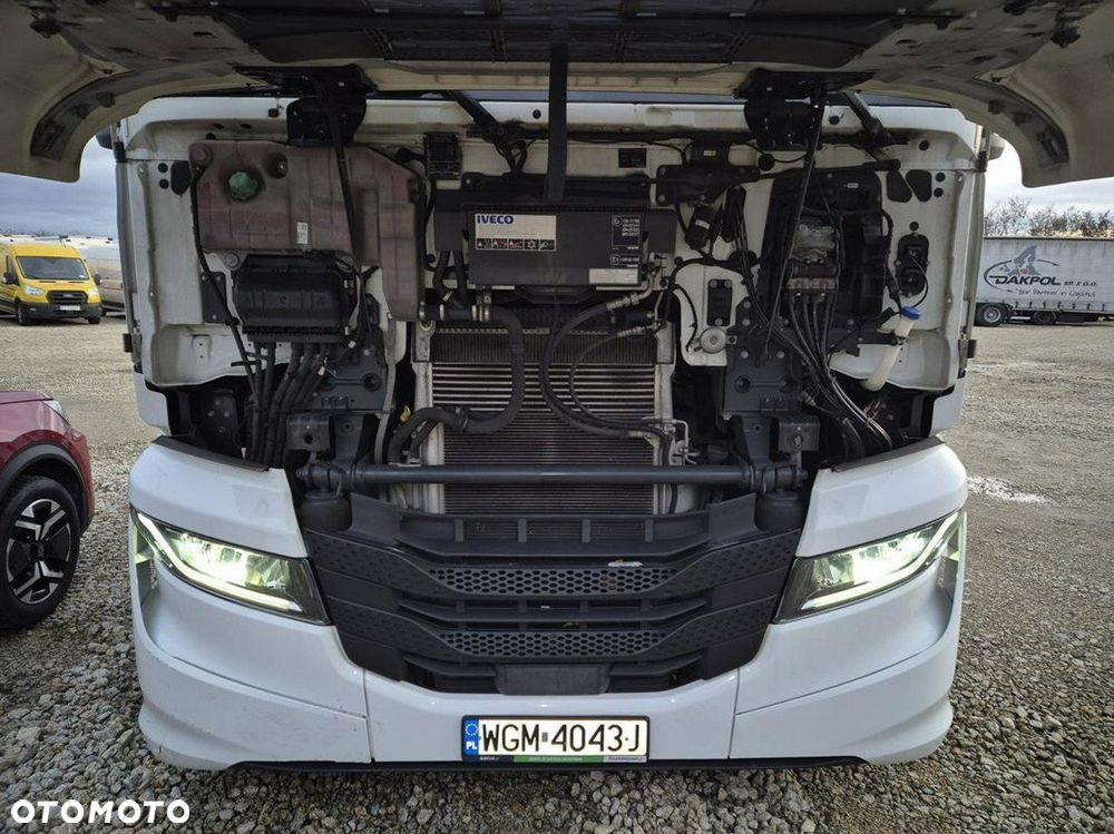 Iveco As 440 - 19