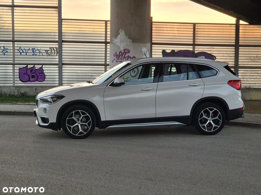 BMW X1 sDrive18i GPF xLine - 13
