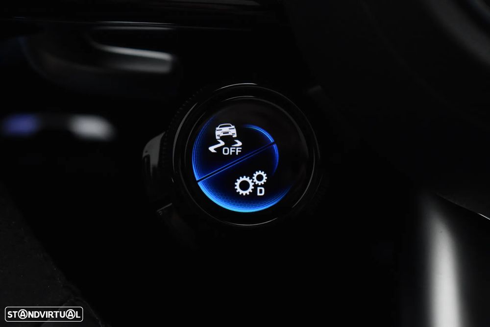 Mercedes-Benz C 63 AMG S E Performance Speedshift MCT9G Série Especial - 39