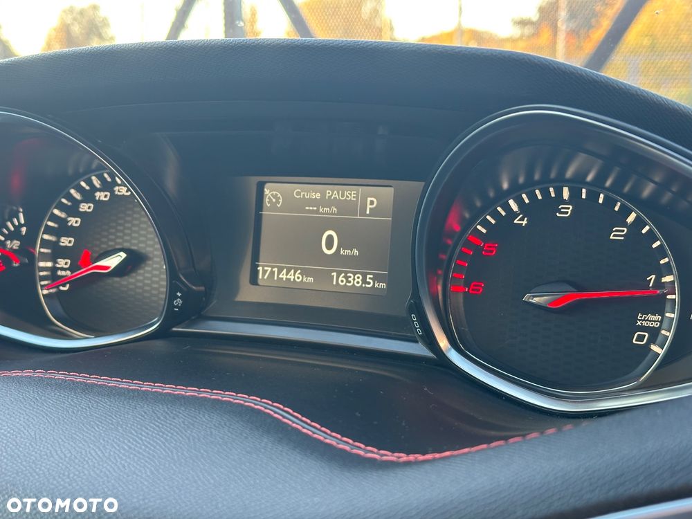 Peugeot 308 BlueHDi 180 EAT6 GT - 33
