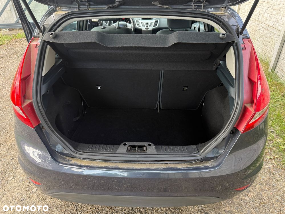 Ford Fiesta 1.25 Trend - 15