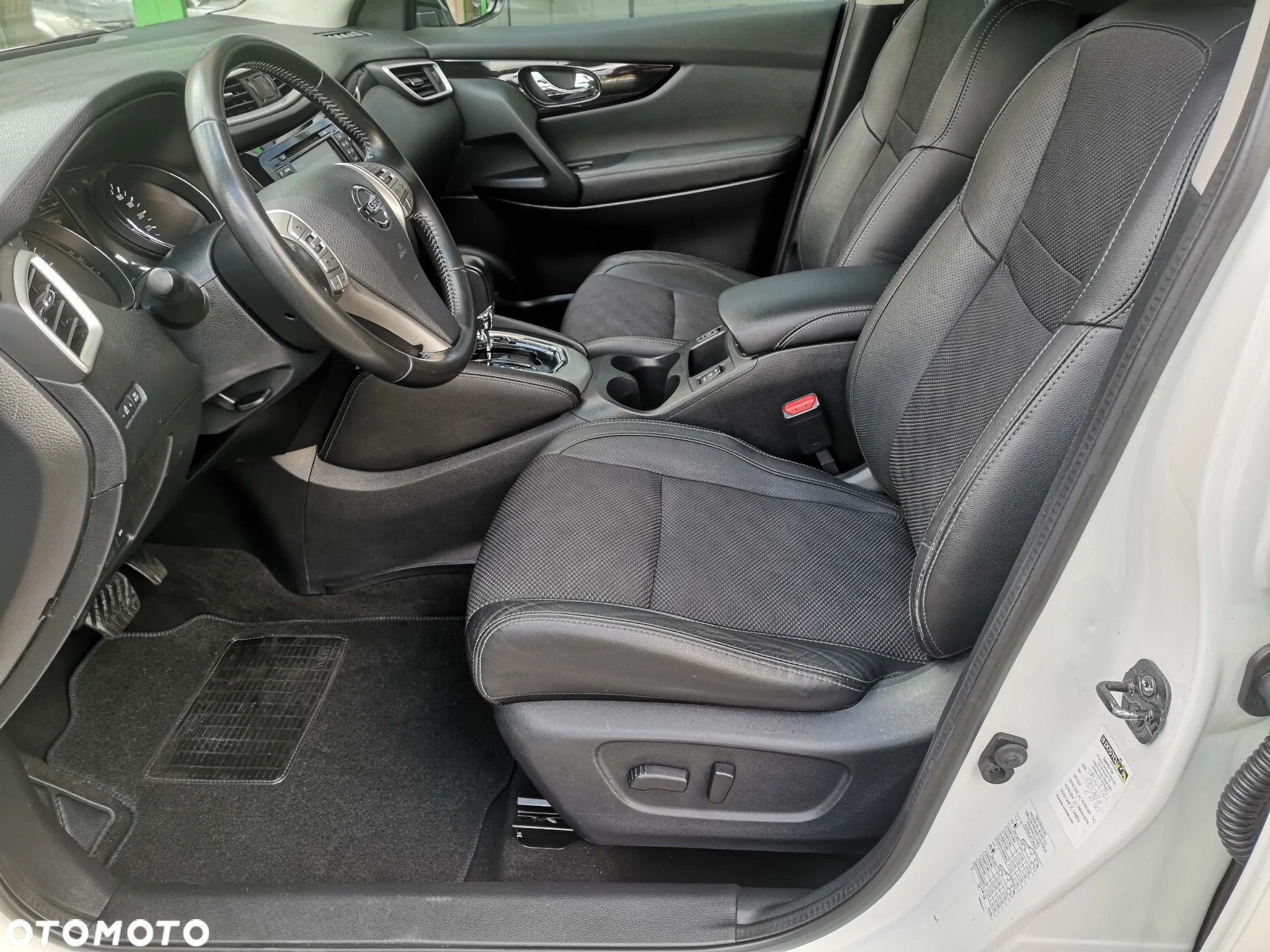 Nissan Qashqai 1.6 DCi Tekna Xtronic - 20