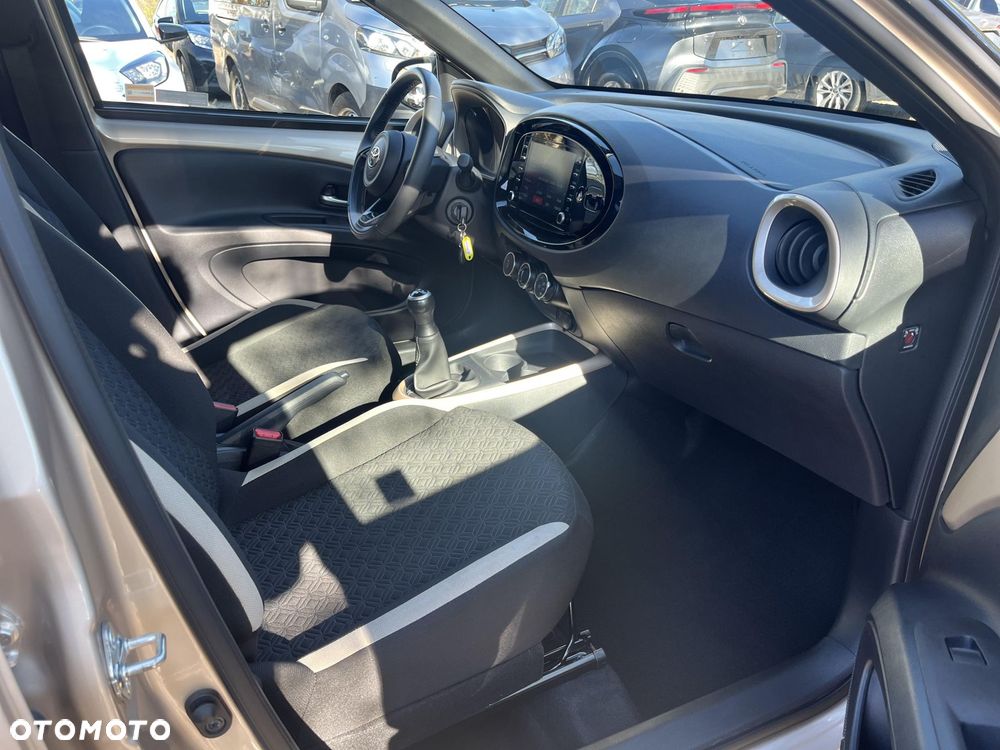 Toyota Aygo X - 23
