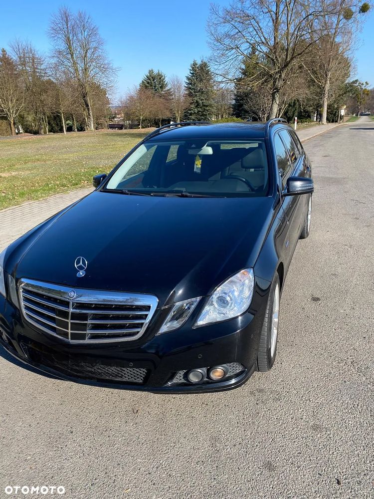Mercedes-Benz Klasa E 220 CDI DPF BlueEFFICIENCY Automatik - 1