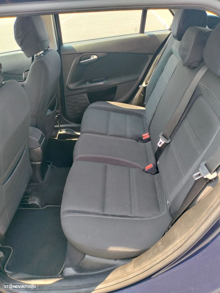 Fiat Tipo Station Wagon 1.6 M-Jet Lounge J17 DCT - 11