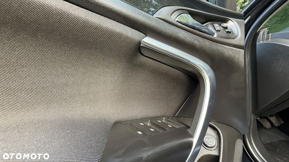 Opel Insignia 2.0 CDTI Cosmo S&S - 23
