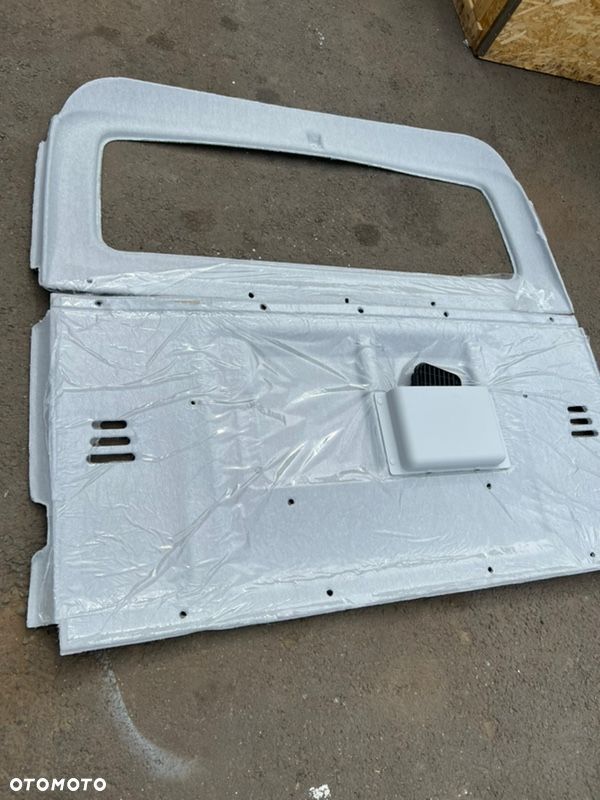 TAPICERKA ŚCIANY IVECO DAILLY 2014-> - 1