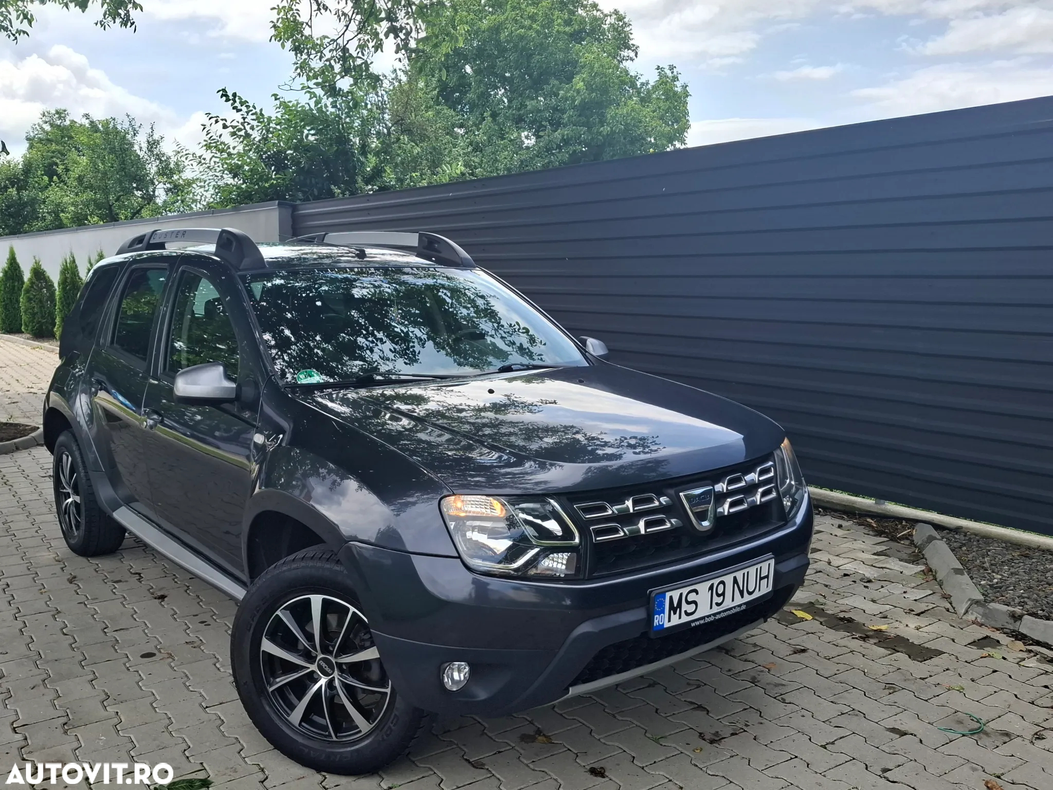 Dacia Duster 1.2 TCe 4x2 Laureate - 16