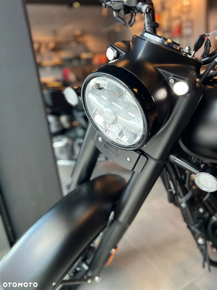 Royal Enfield Classic - 2