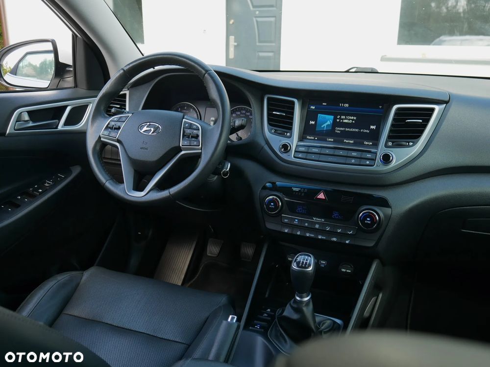 Hyundai Tucson 1.6 GDi 2WD Select - 25