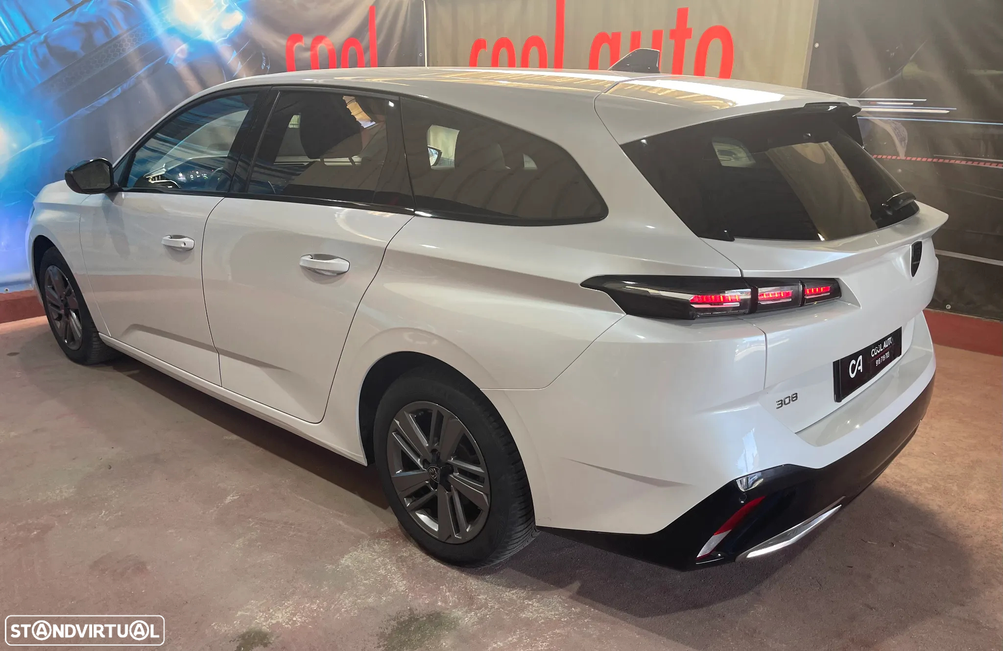 Peugeot 308 SW 1.5 BlueHDi Allure - 16