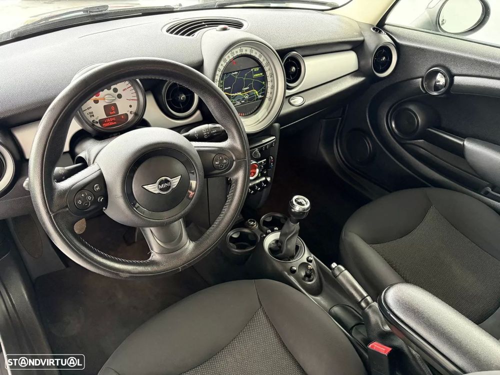 MINI Clubman Cooper D - 15