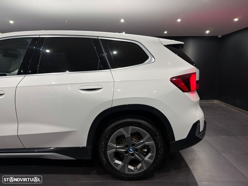 BMW iX1 eDrive20 xLine - 5