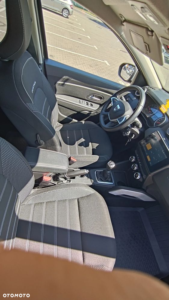 Dacia Duster 1.5 Blue dCi Prestige - 8