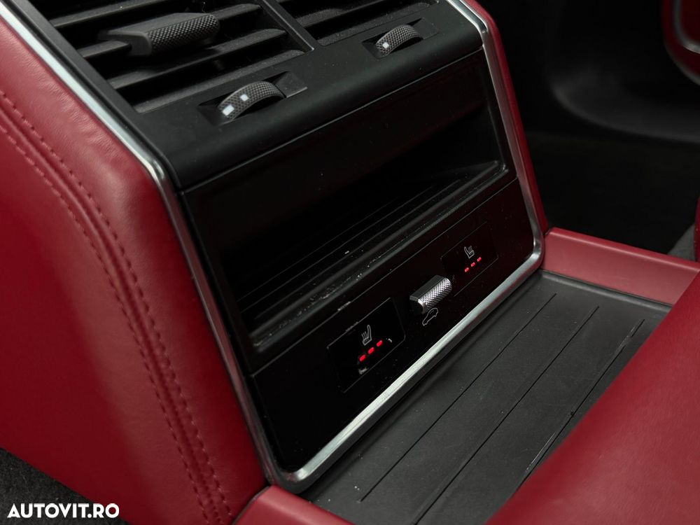 Porsche Panamera GTS - 11