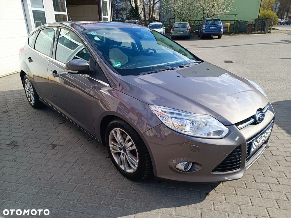 Ford Focus 1.6 EcoBoost Titanium - 11