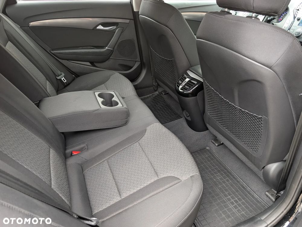 Hyundai i40 1.6 GDI Comfort + - 24