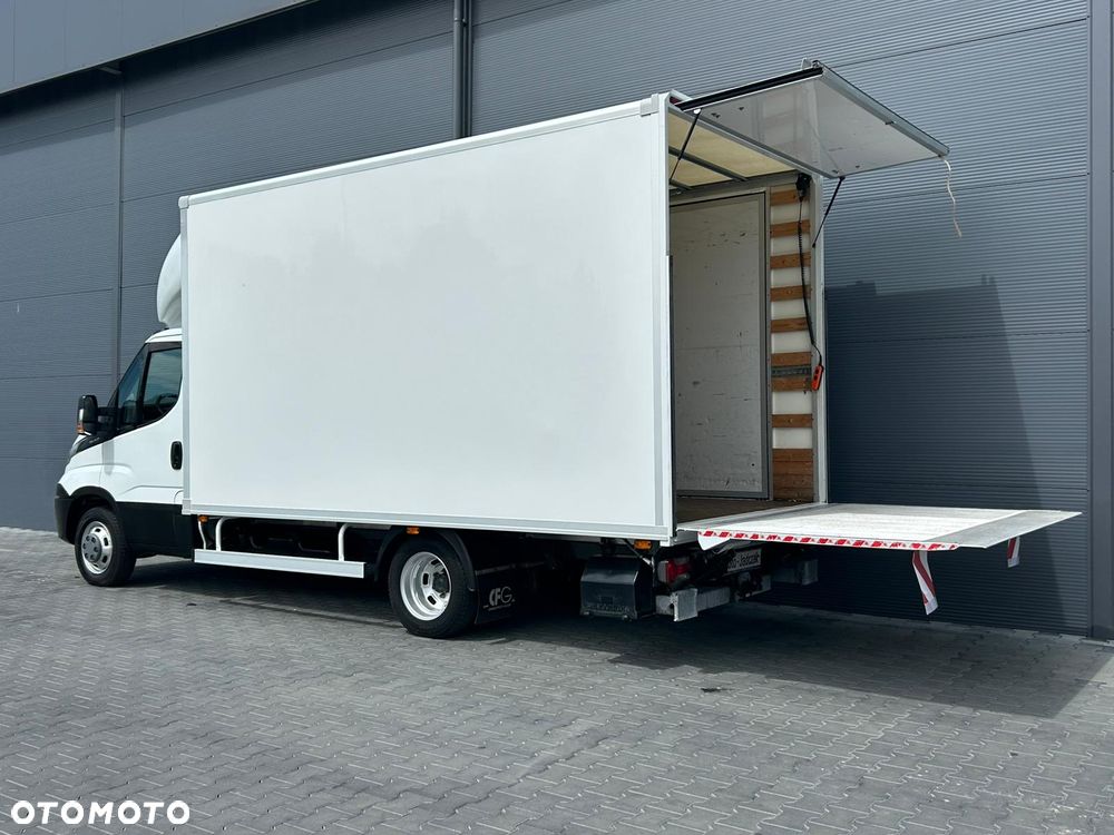 Iveco Daily 35C14 Kontener 8 palet + winda 1000kg + drzwi boczne + hak 3500kg **KLIMA**Serwis**Sprowadzony**2018R** - 7