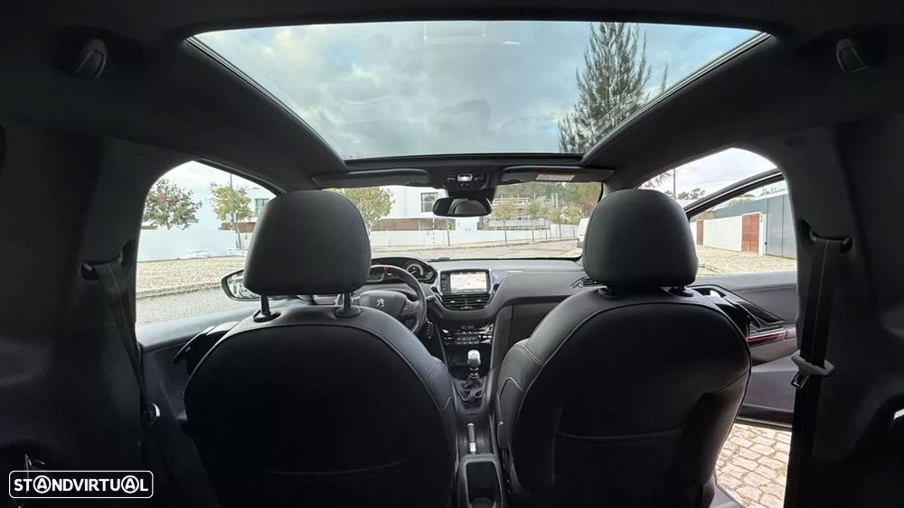 Peugeot 208 1.6 e-THP GTi - 14