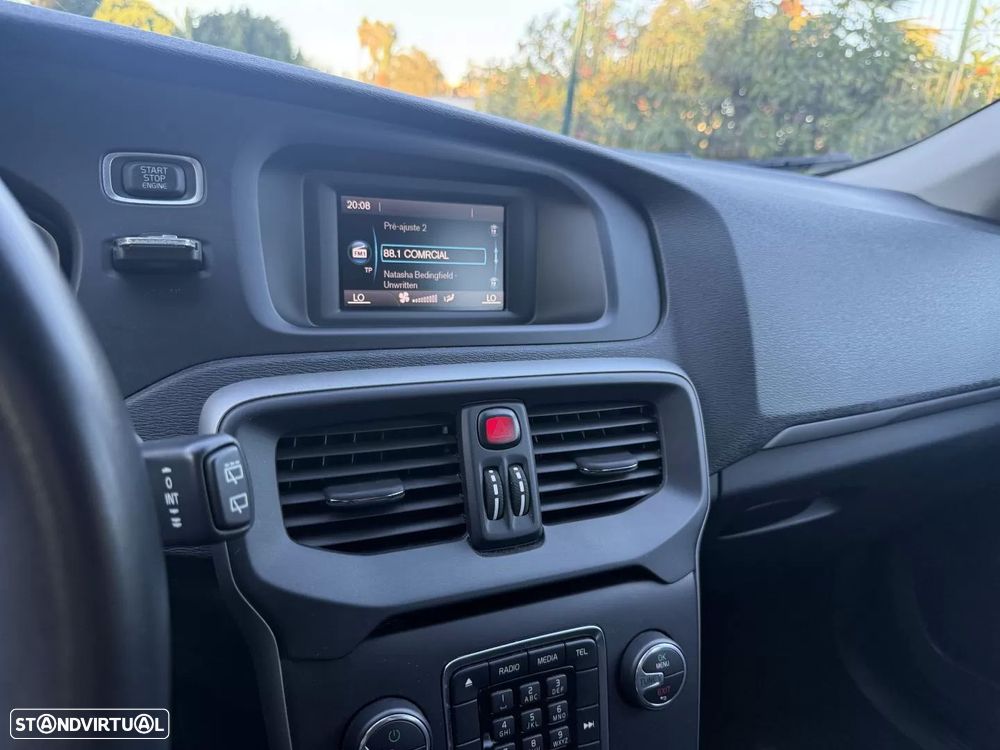 Volvo V40 2.0 D2 Kinetic - 14