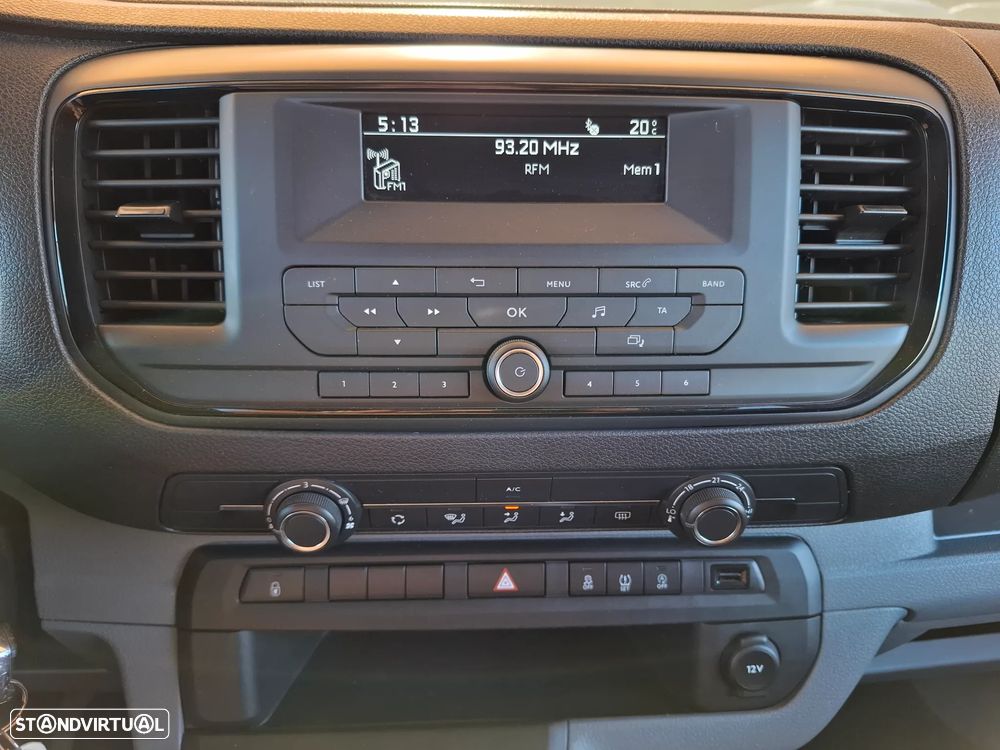 Opel Vivaro 2.0 CDTi L3H1 Essentia - 28