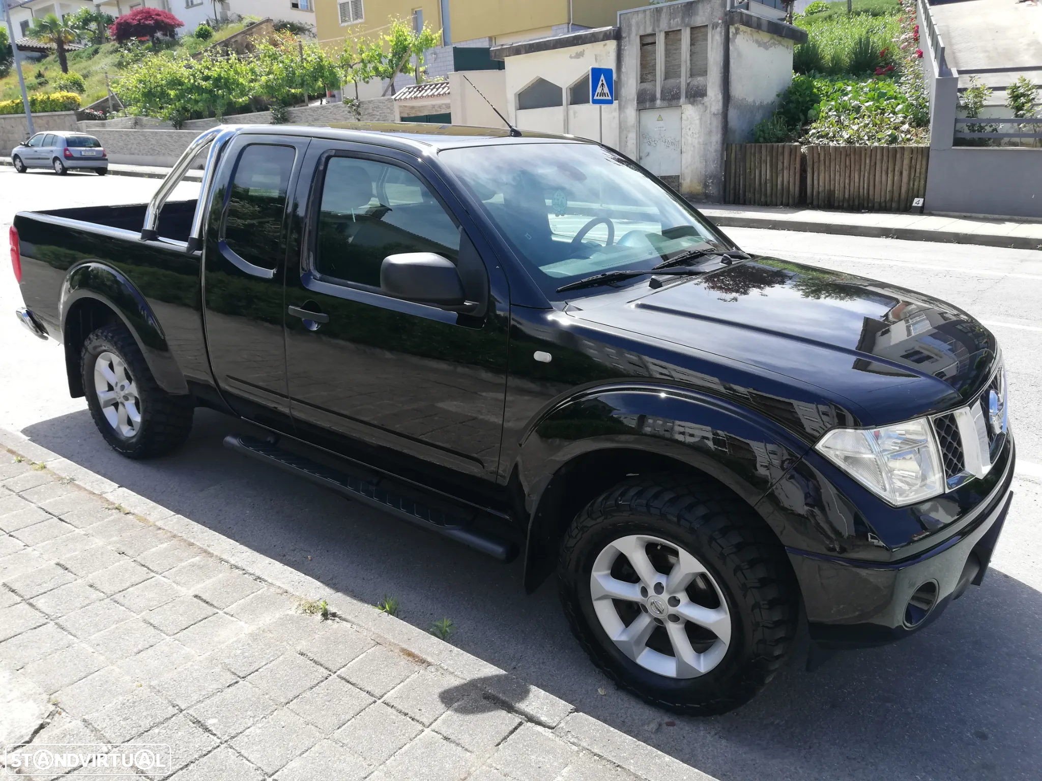 Nissan Navara 2.5d  King-Kab 4WD - 2