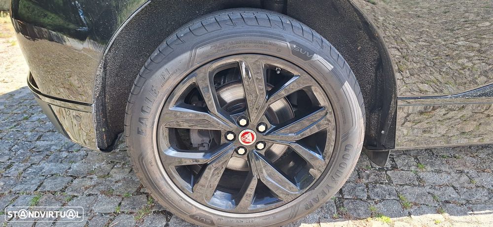 Jaguar I-Pace EV400 AWD R-DYNAMIC HSE - 16