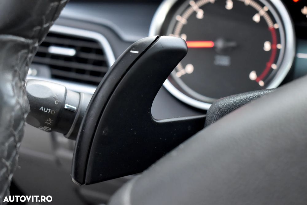 Peugeot 508 SW BlueHDi 120 EAT6 Stop&Start Business-Line - 21