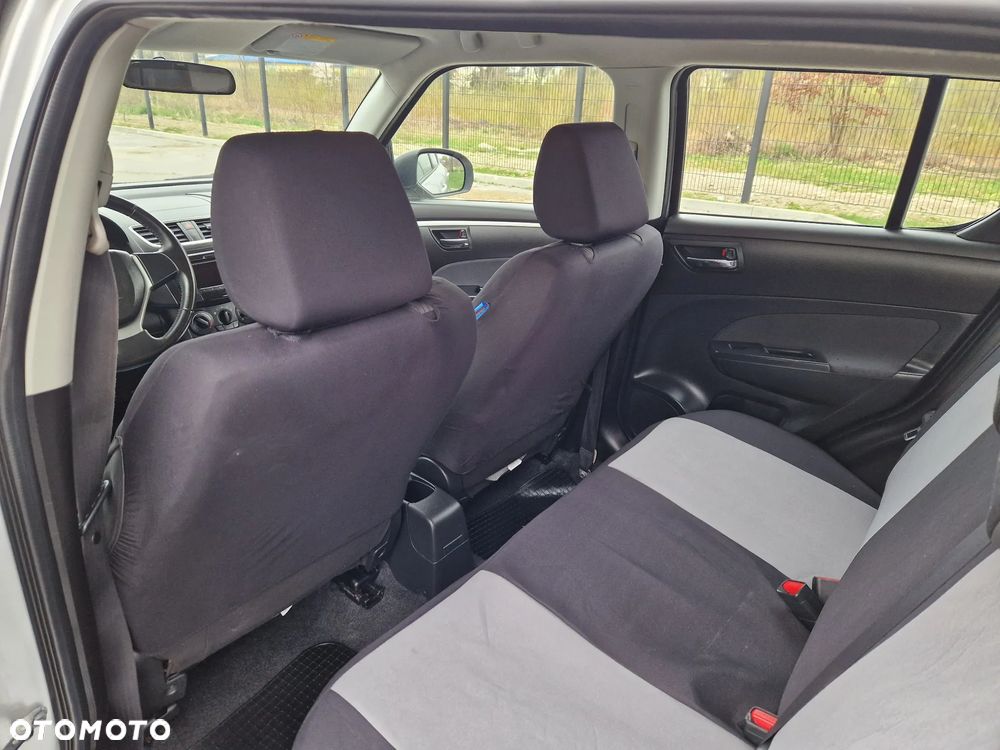 Suzuki Swift - 11