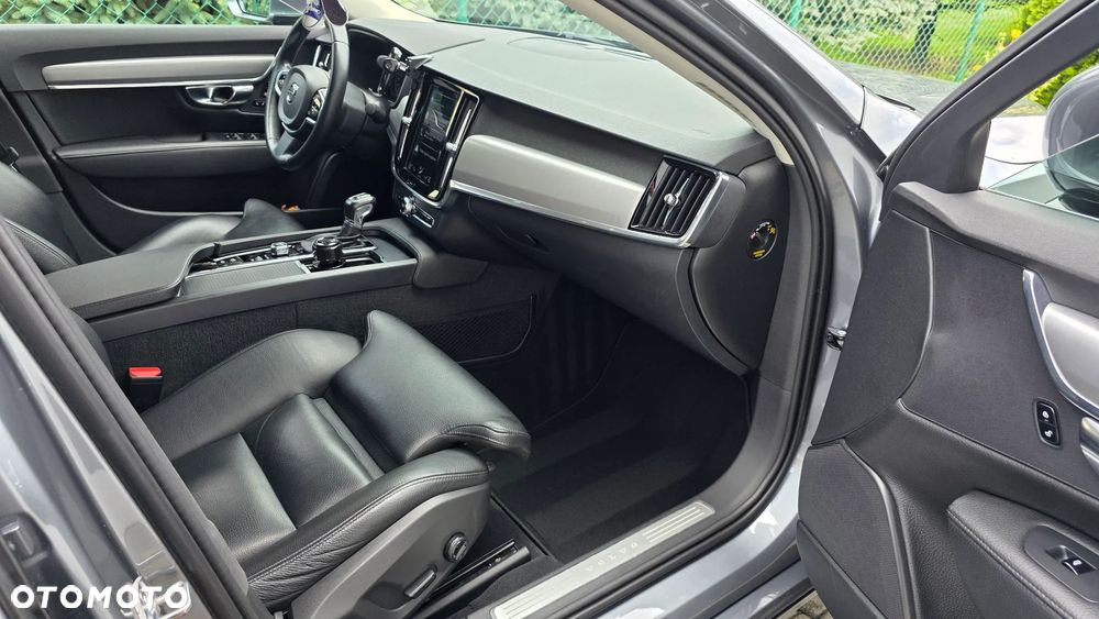 Volvo S90 T5 Momentum - 17