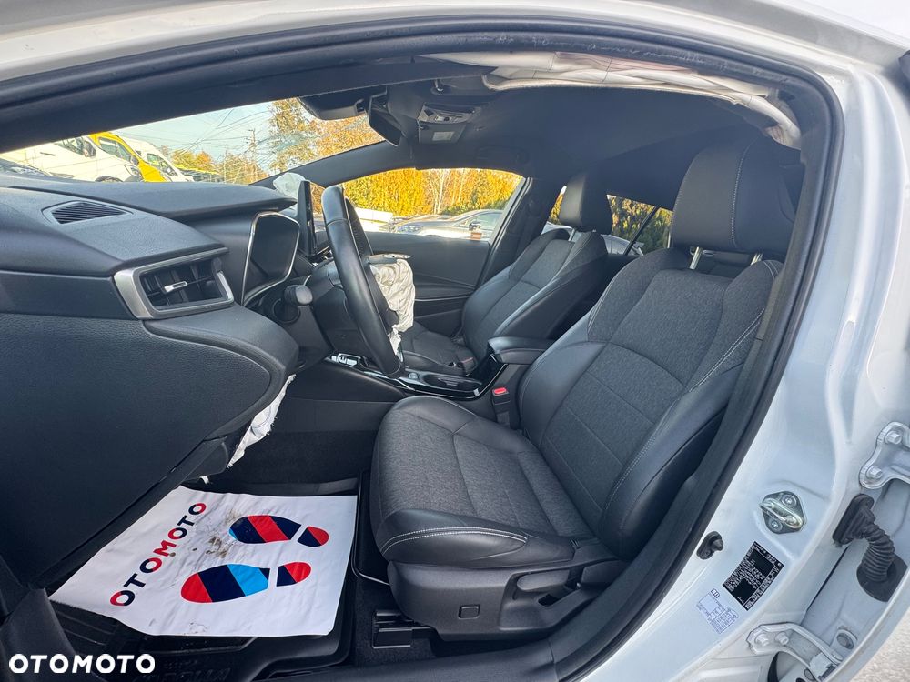 Toyota Corolla 1.8 Hybrid Style - 28