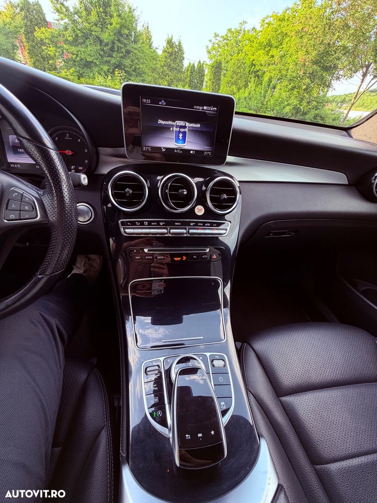 Mercedes-Benz GLC 250 d 4MATIC 9G-TRONIC AMG Line - 28