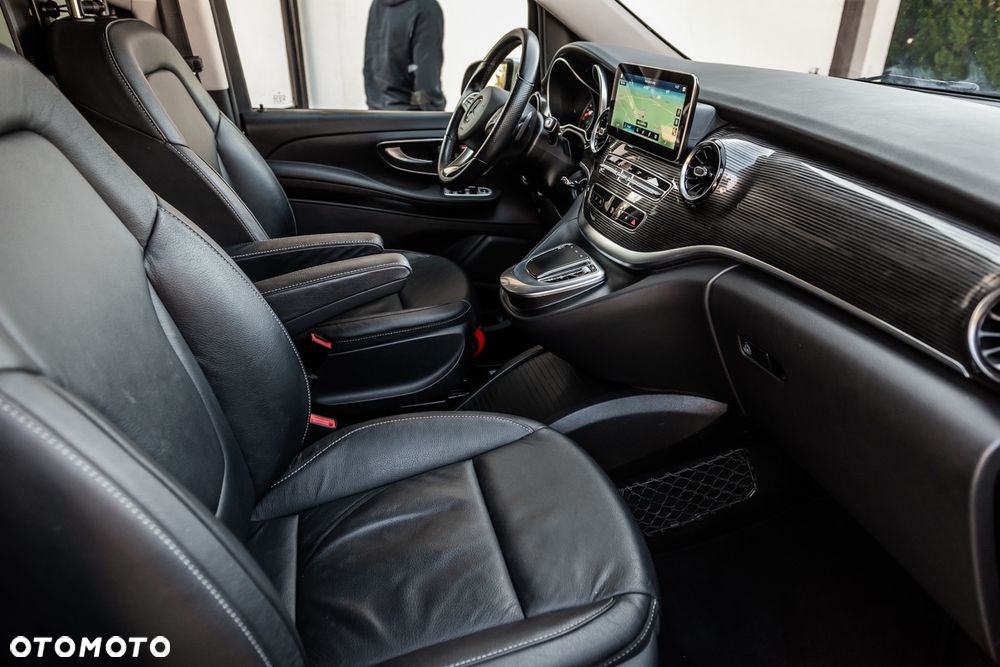 Mercedes-Benz Klasa V 300 d lang 4Matic 9G-TRONIC Exclusive Edition - 13