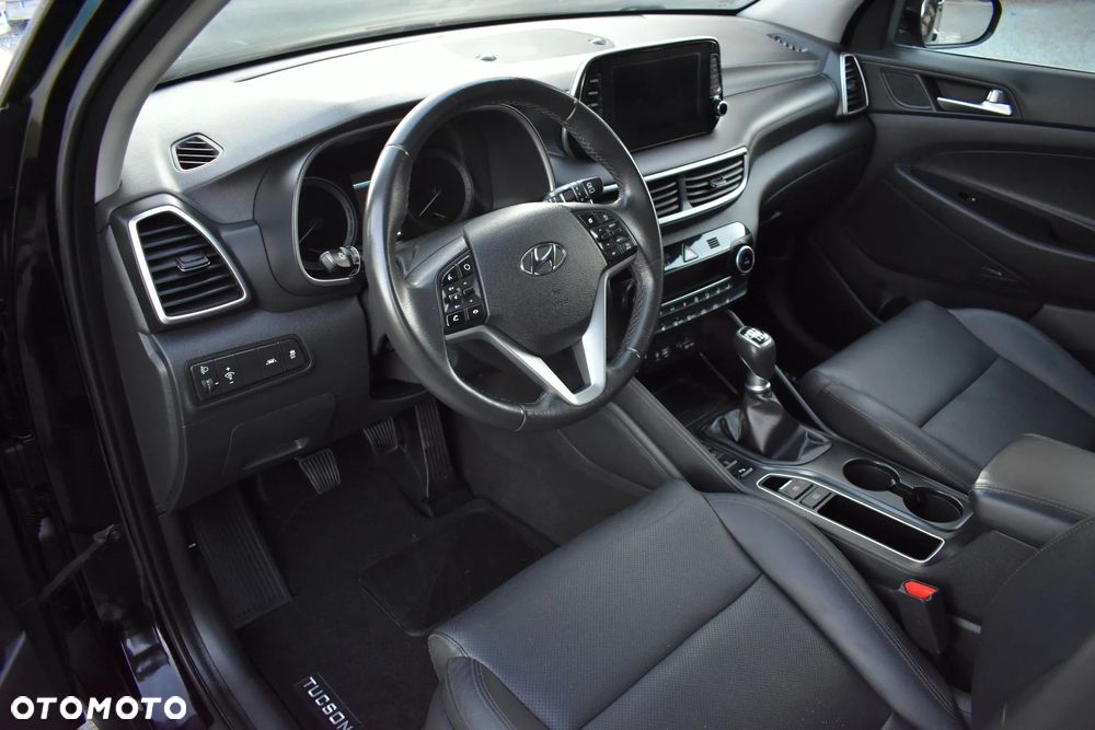Hyundai Tucson 1.6 CRDi Executive - 24