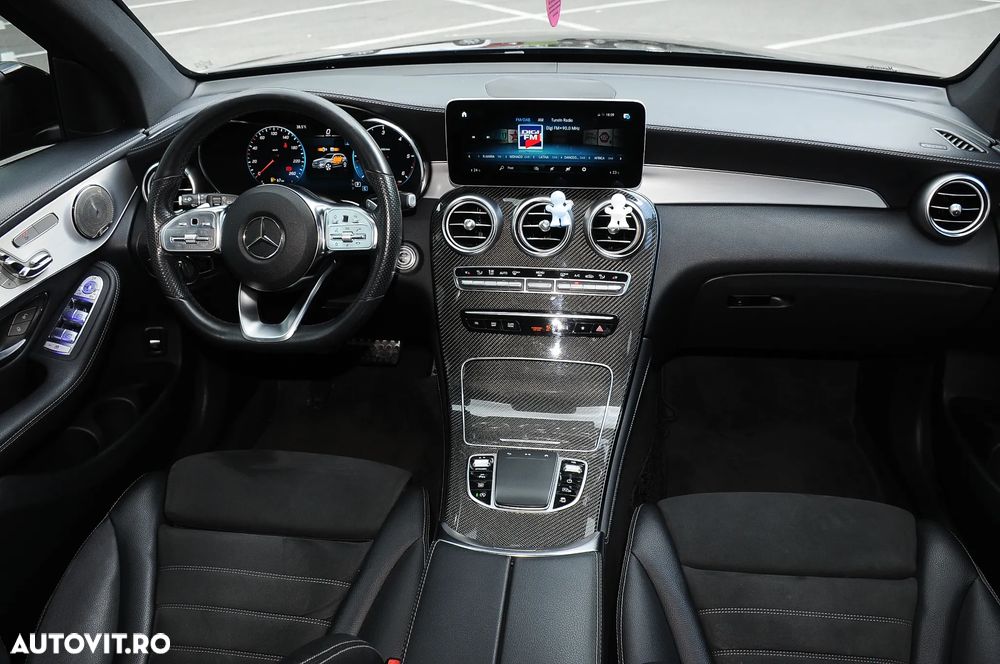 Mercedes-Benz GLC 220 d 4MATIC 9G-TRONIC AMG Line Plus - 31