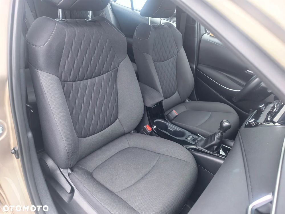 Toyota Corolla 1.5 Comfort - 17