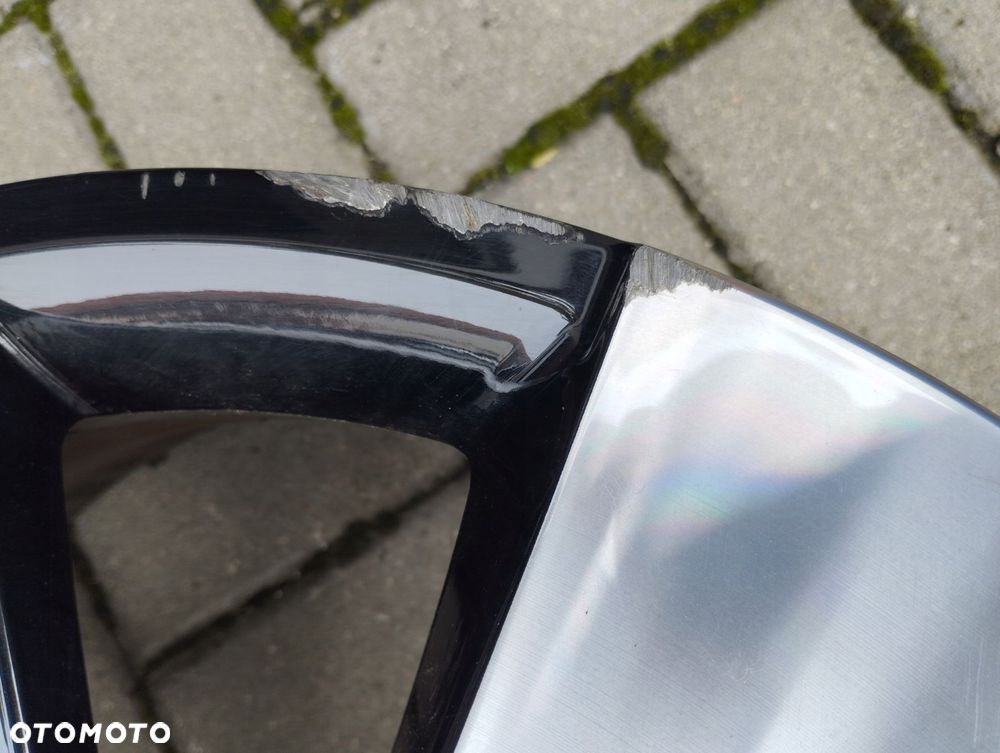 felga renault megane e-tech 7j 18 et34 403002015r - 4