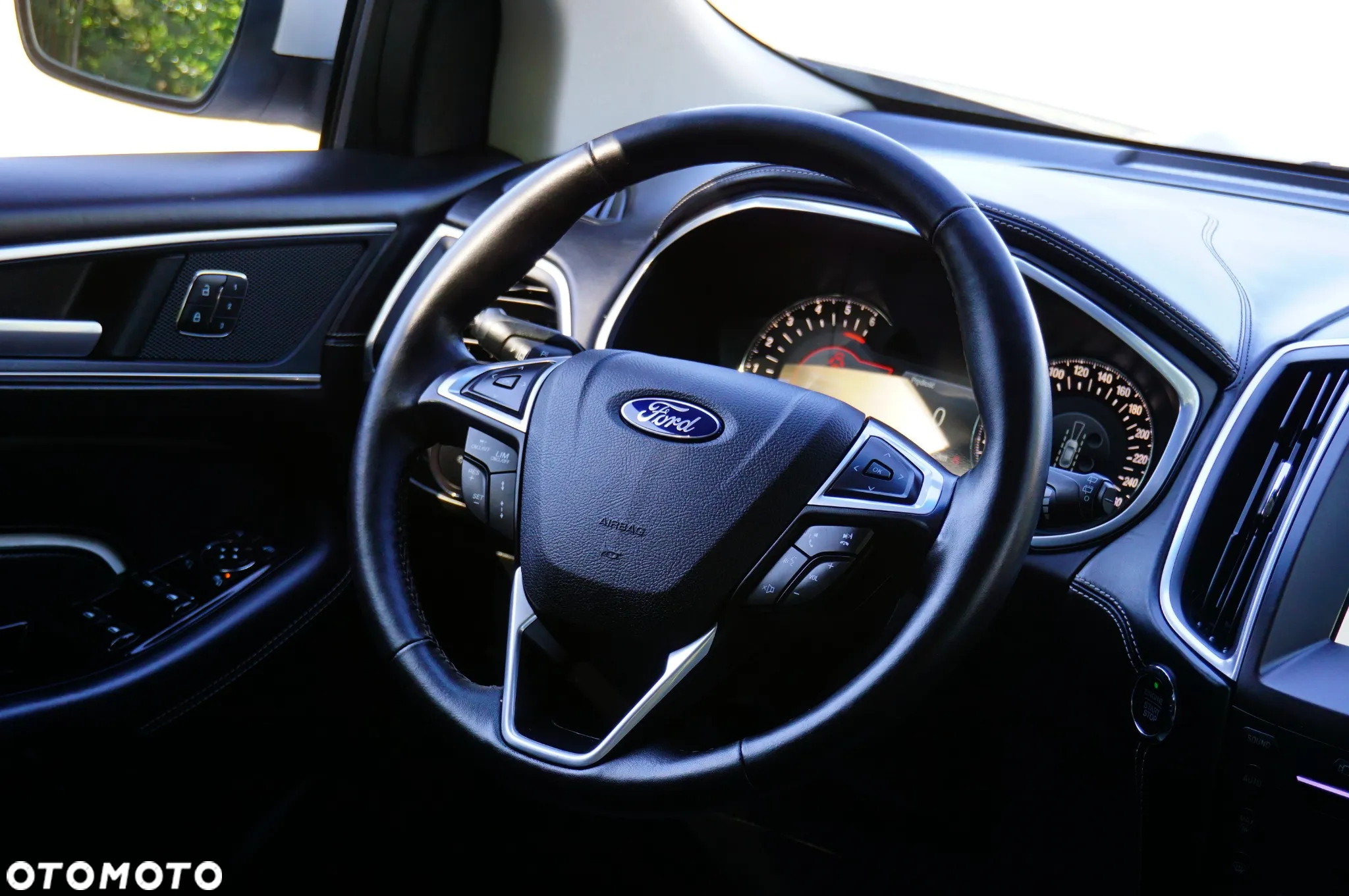 Ford Edge 2.0 TDCi Bi-Turbo 4x4 Vignale - 27