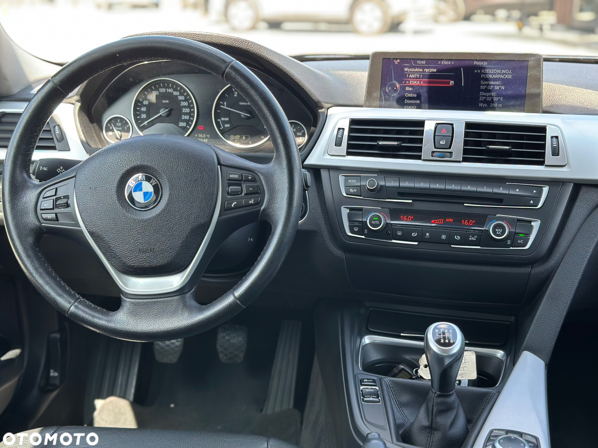 BMW Seria 3 318d - 15