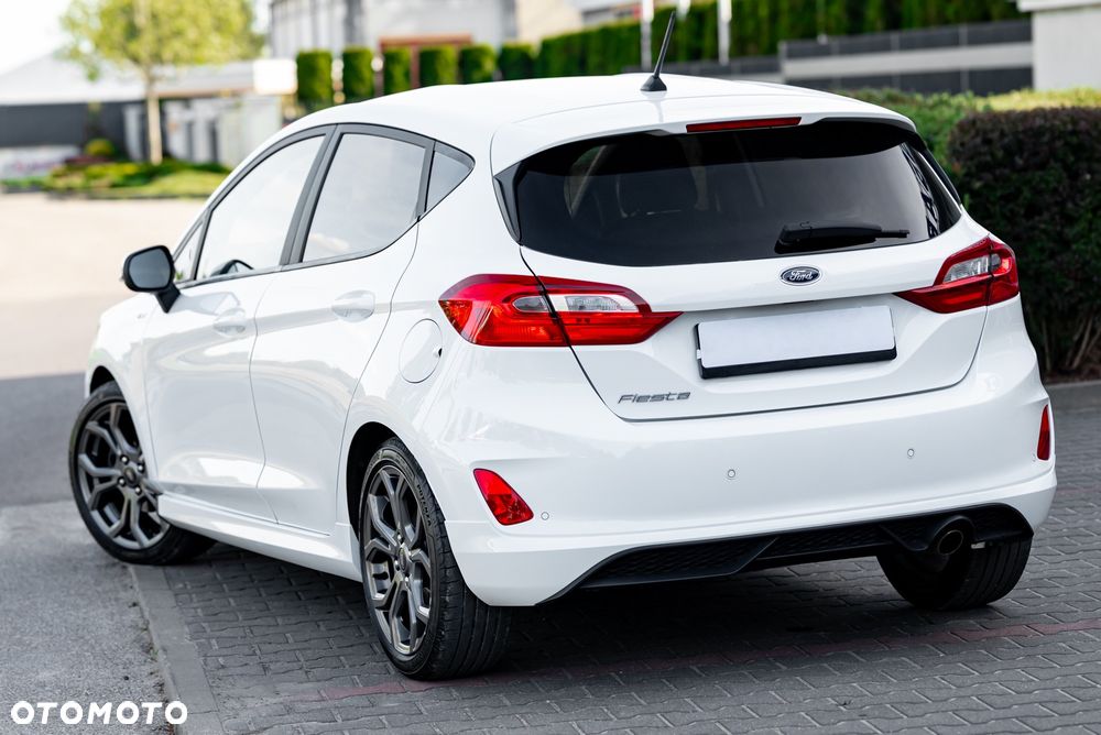 Ford Fiesta 1.0 EcoBoost S&S ST-LINE - 11