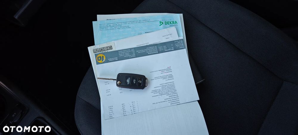 Volkswagen up! (BlueMotion Technology) move - 21