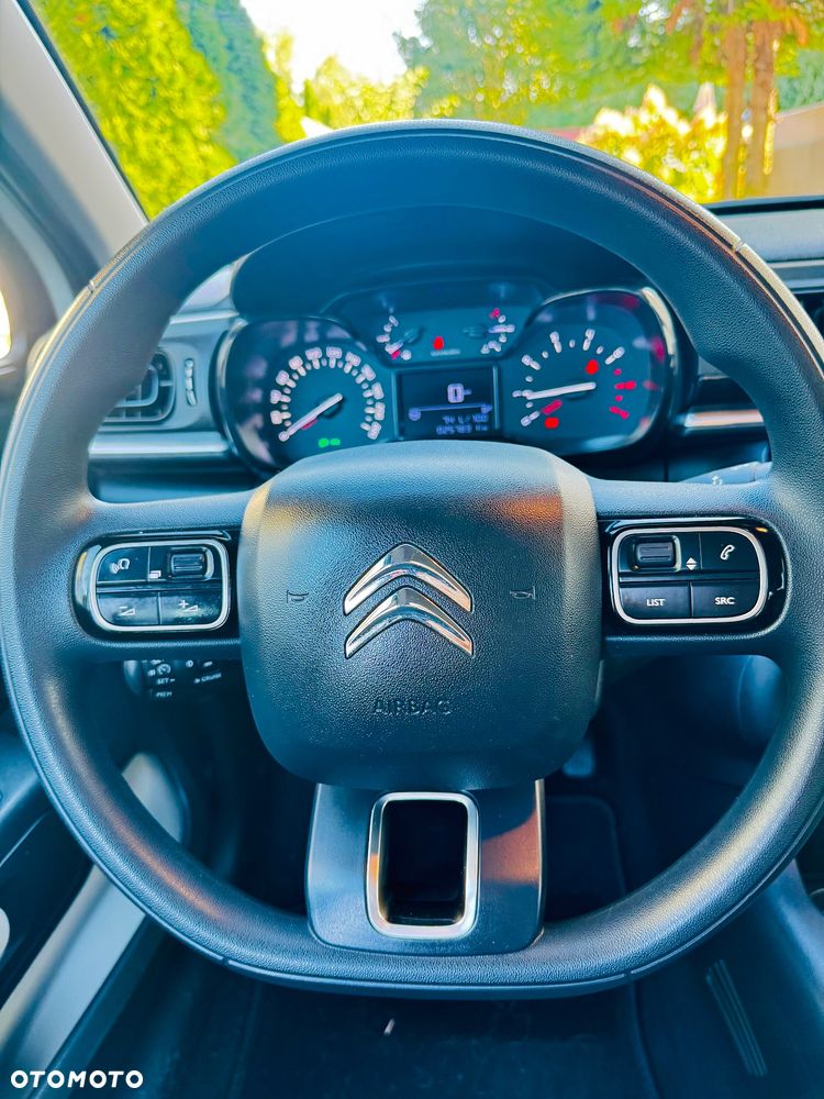 Citroën C3 1.2 PureTech Exclusive - 23