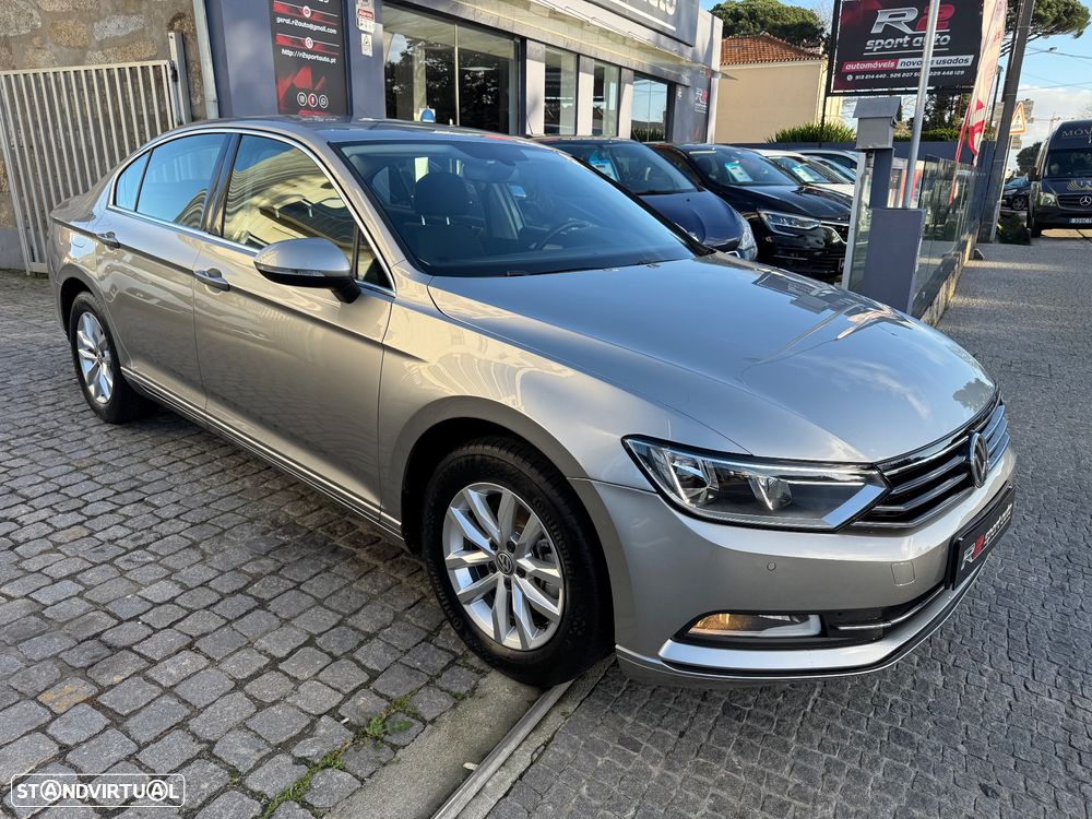 VW Passat 1.6 TDI Highline - 2
